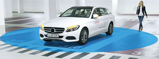Ganz ohne lästige Schlüsselsuche: Öffnen, Motor starten und wieder verschließen. Ganz ohne lästige Schlüsselsuche: Öffnen, Motor starten und wieder verschließen.