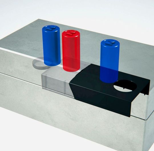 Partielle Temperierung: Das Z-System von hotset ist eine innovative Systemlösung für die partielle und zyklische Werkzeug-Temperierung, mit der sich Qualitätsmängel auf Oberflächen von Spritzgussbauteilen vermeiden lassen. Partielle Temperierung: Das Z-System von hotset ist eine innovative Systemlösung für die partielle und zyklische Werkzeug-Temperierung, mit der sich Qualitätsmängel auf Oberflächen von Spritzgussbauteilen vermeiden lassen.
