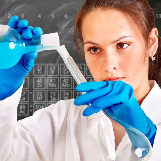 Frauen verdienen auch weiterhin durchschnittlich 20 Prozent weniger als ihre männlichen Kollegen in MINT-Berufen in Deutschland. Frauen verdienen auch weiterhin durchschnittlich 20 Prozent weniger als ihre männlichen Kollegen in MINT-Berufen in Deutschland.