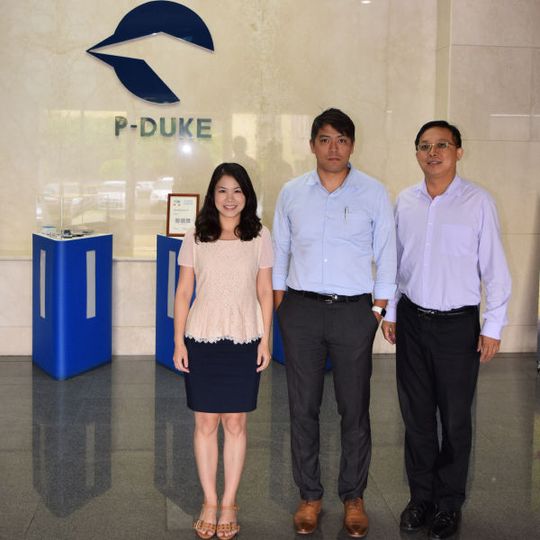 Julien Su (Marketing), Antonio Hsieh (Senior Field Engineer), Kevin Wu (Sales Manager) Julien Su (Marketing), Antonio Hsieh (Senior Field Engineer), Kevin Wu (Sales Manager)
