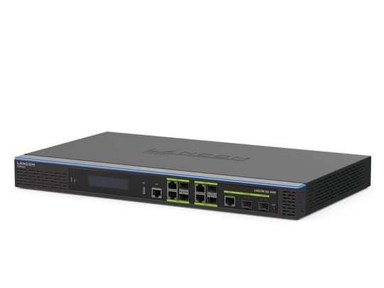 Äußerlich unterscheidet sich das ISG-4000 kaum vom kleinen Bruder ISG-1000. Äußerlich unterscheidet sich das ISG-4000 kaum vom kleinen Bruder ISG-1000.