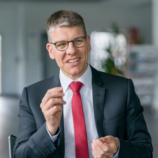 Jochen Kress: "We can solve the mechanical requirements of e-mobility with our own resources". Jochen Kress: "We can solve the mechanical requirements of e-mobility with our own resources".