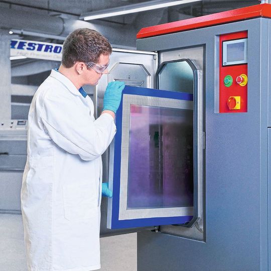 Zestron hat den Schablonenreiniger für Wärmeleitpasten VIGON TC 150 neu in sein Portfolio aufgenommen. Zestron hat den Schablonenreiniger für Wärmeleitpasten VIGON TC 150 neu in sein Portfolio aufgenommen.