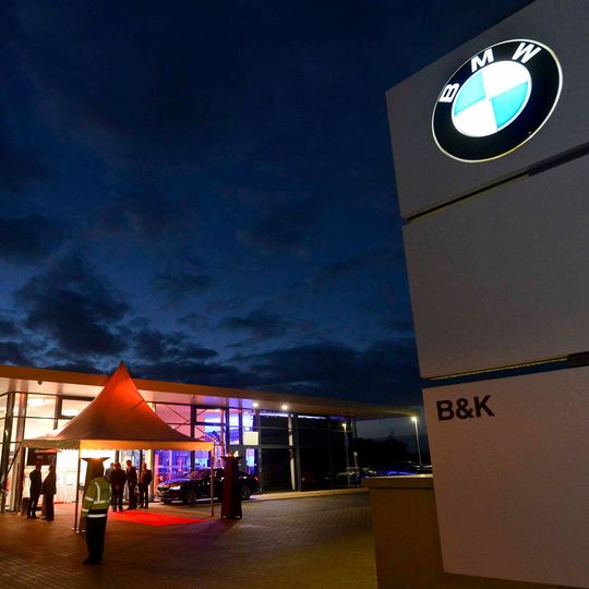 B&K ist in Burgdorf in einen Neubau gezogen. B&K ist in Burgdorf in einen Neubau gezogen.