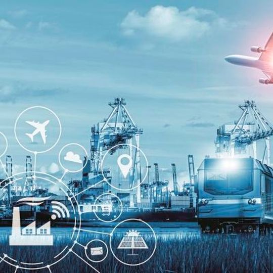 Security first: In einer umfassend vernetzten Welt muss die IT-Sicherheit der beteiligten Systeme an erster Stelle stehen. Security first: In einer umfassend vernetzten Welt muss die IT-Sicherheit der beteiligten Systeme an erster Stelle stehen.