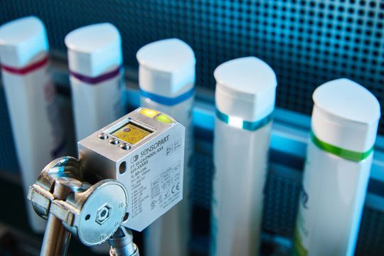 Der FT 55-CM kann u.a. die RGB-Werte über IO-Link Prozessdaten ausgeben. Der FT 55-CM kann u.a. die RGB-Werte über IO-Link Prozessdaten ausgeben.