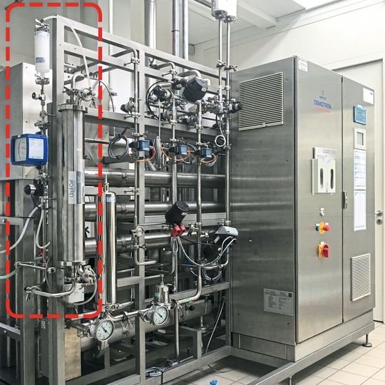 Wasseraufbereitungsanlage mit nachgerüstetem 3M Liqui-Cel-Modul zur Membranentgasung von CO2. Wasseraufbereitungsanlage mit nachgerüstetem 3M Liqui-Cel-Modul zur Membranentgasung von CO2.