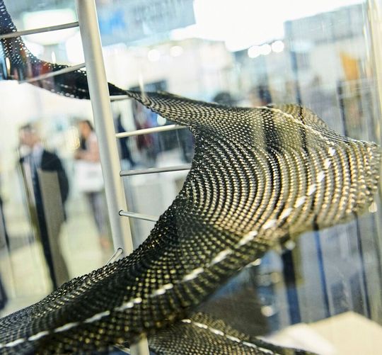 Die Composites Europe 2018 ist vorbei - die erste ihrer Art in einem geraden Jahr. Die Compositebranche folgt nach Aussage der Insider mit einem 2-%-Wachstum dem allgemein guten Geschäftsklima in der Industrie. CFK und GFK in der Aufwärtsspirale, quasi...im Folgenden gibt es noch weitere Impressionen der Composites Europe 2018 in Stuttgart... Die Composites Europe 2018 ist vorbei - die erste ihrer Art in einem geraden Jahr. Die Compositebranche folgt nach Aussage der Insider mit einem 2-%-Wachstum dem allgemein guten Geschäftsklima in der Industrie. CFK und GFK in der Aufwärtsspirale, quasi...im Folgenden gibt es noch weitere Impressionen der Composites Europe 2018 in Stuttgart...
