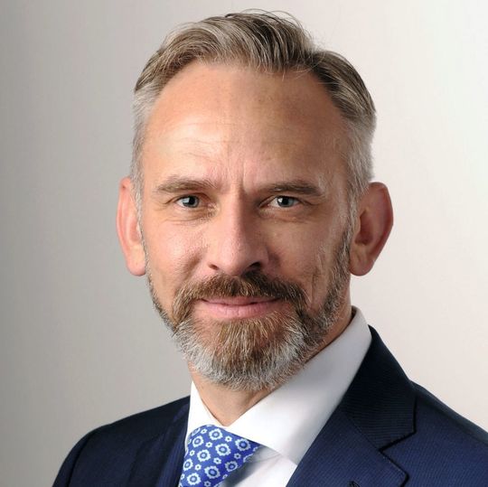 Interviewpartner: Manfred Lieske, Leiter des Bereichs Öffentliche Auftraggeber und Mitglied der Geschäftsleitung bei Computacenter Interviewpartner: Manfred Lieske, Leiter des Bereichs Öffentliche Auftraggeber und Mitglied der Geschäftsleitung bei Computacenter