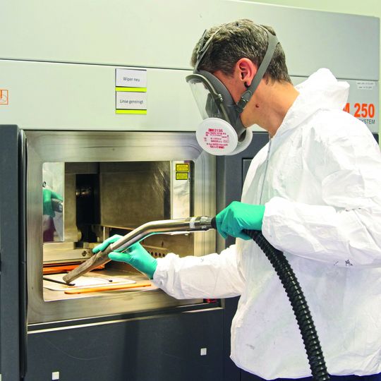 Die ZHAW in Winterthur bietet exklusiv ein Studienfach zur additiven Fertigung einschliesslich praktischer Laborübungen mit dem Abschlusszertifikat CAS Certificate of Advanced Studies. Die ZHAW in Winterthur bietet exklusiv ein Studienfach zur additiven Fertigung einschliesslich praktischer Laborübungen mit dem Abschlusszertifikat CAS Certificate of Advanced Studies.