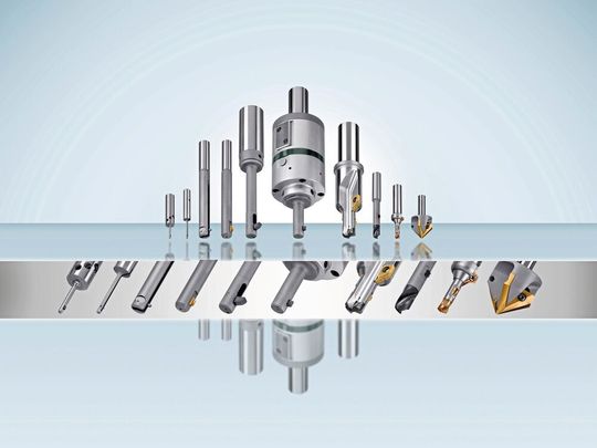 La gamme d'outils HEULE pour le chanfreinage/lamage en tirant et en poussant pour les perçages et les alésages débouchant ou orthogonaux pour des surfaces planes ou irrégulières. La gamme d'outils HEULE pour le chanfreinage/lamage en tirant et en poussant pour les perçages et les alésages débouchant ou orthogonaux pour des surfaces planes ou irrégulières.