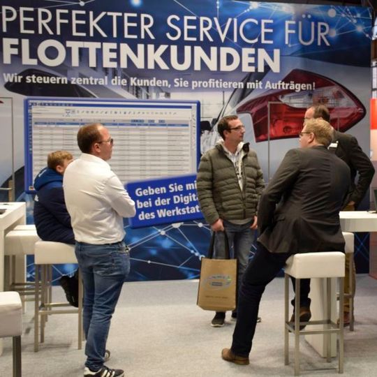 Auf dem Messestand der Coparts-Tochter GAS informierten sich die Interessenten über das Flottenmanagement. Auf dem Messestand der Coparts-Tochter GAS informierten sich die Interessenten über das Flottenmanagement.