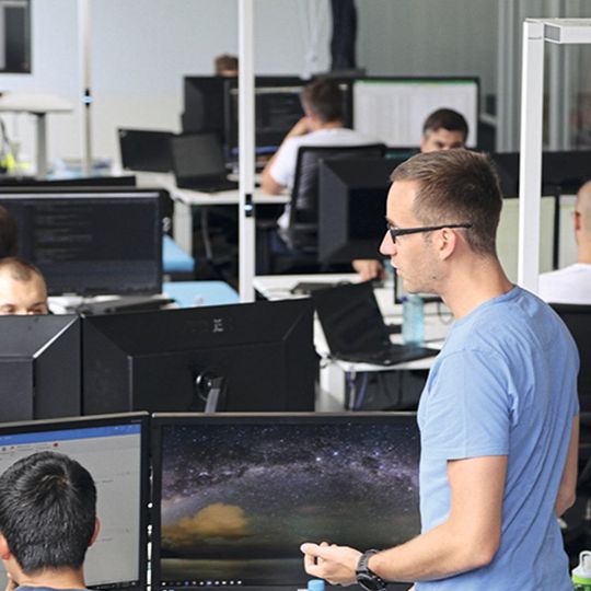 Das Imnoo Team besteht aus über 20 Spezialisten aus den Bereichen Software Engineering, künstlicher Intelligenz, Maschinenbau und Lohnfertigung. Ergänzt werden diese von einer UI/UX Designerin, einem Sales- und Marketing-Team. Das Imnoo Team besteht aus über 20 Spezialisten aus den Bereichen Software Engineering, künstlicher Intelligenz, Maschinenbau und Lohnfertigung. Ergänzt werden diese von einer UI/UX Designerin, einem Sales- und Marketing-Team.