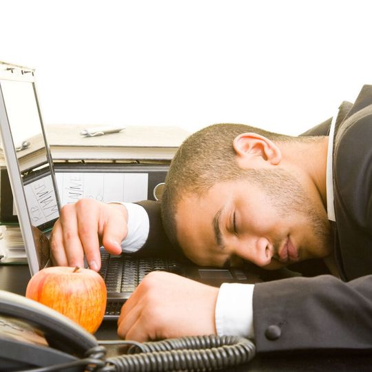 So verlockend das Homeoffice auch ist, für das Gelingen der Arbeit von zuhause sind einige Dinge zu beachten. So verlockend das Homeoffice auch ist, für das Gelingen der Arbeit von zuhause sind einige Dinge zu beachten.