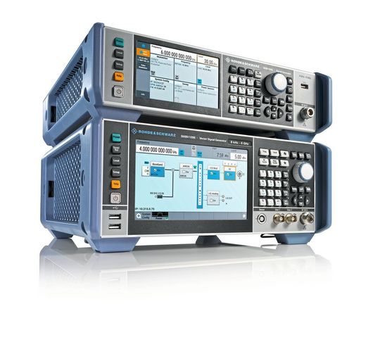 Mit den beiden Mittelklasse-Signalgeneratoren bis 6 GHz bietet Rohde & Schwarz zwei Geräte für die preisliche Mittelklasse. Mit den beiden Mittelklasse-Signalgeneratoren bis 6 GHz bietet Rohde & Schwarz zwei Geräte für die preisliche Mittelklasse.