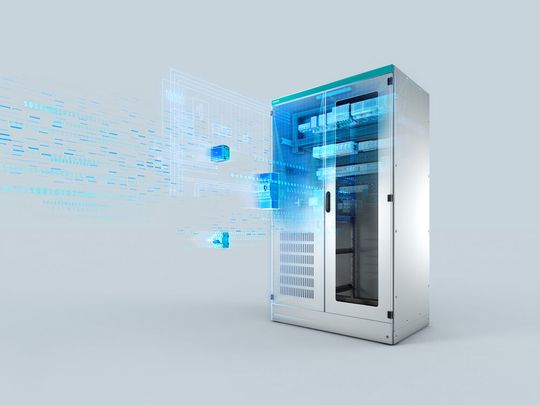 Das modulare Schaltschranksystem Sivacon 8MF1 besteht aus einem Basisgerüst in 90 verschiedenen Größen und rund 2.000 flexibel kombinierbaren Elementen. Das modulare Schaltschranksystem Sivacon 8MF1 besteht aus einem Basisgerüst in 90 verschiedenen Größen und rund 2.000 flexibel kombinierbaren Elementen.
