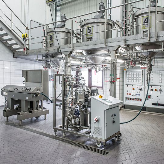 Das Process Test Center (PTC) der Gea in Oelde ist bewährter Partner bei der maßgeschneiderten Neuentwicklung verfahrenstechnischer Lösungen und Optimierung bestehender Prozesse. Das Process Test Center (PTC) der Gea in Oelde ist bewährter Partner bei der maßgeschneiderten Neuentwicklung verfahrenstechnischer Lösungen und Optimierung bestehender Prozesse.