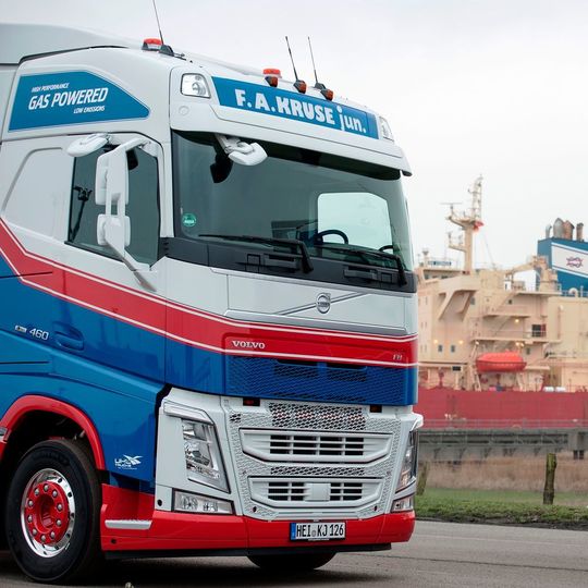 Der Volvo FH LNG der Spedition Kruse. Der Volvo FH LNG der Spedition Kruse.