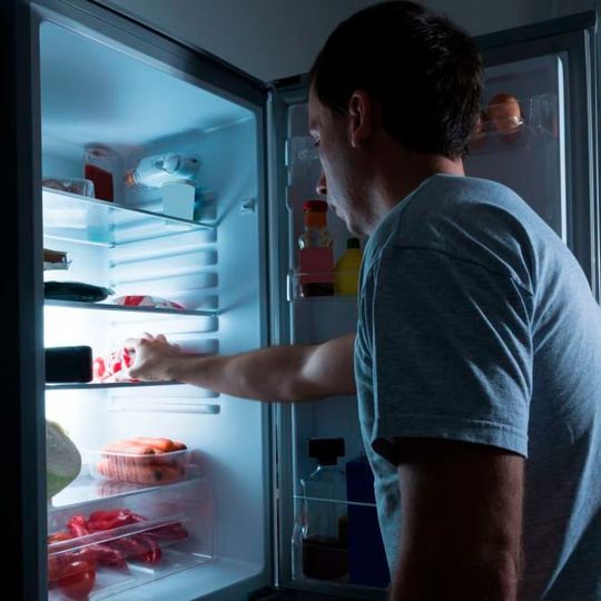 Night owls may have a higher risk of suffering from heart disease and type 2 diabetes than early risers. Night owls may have a higher risk of suffering from heart disease and type 2 diabetes than early risers.