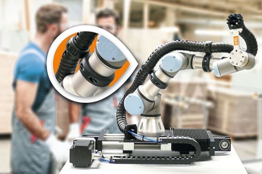 Die neuen Befestigungsschellen für Triflex-R-Energieketten sorgen mit ihrem abgerundeten Design für ein sicheres Zusammenarbeiten von Mensch und Maschine. Die neuen Befestigungsschellen für Triflex-R-Energieketten sorgen mit ihrem abgerundeten Design für ein sicheres Zusammenarbeiten von Mensch und Maschine.