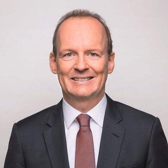 Wolfgang Linsenmeier ist im Dekra-Vorstand künftig für Finanzen, Personal und IT zuständig. Wolfgang Linsenmeier ist im Dekra-Vorstand künftig für Finanzen, Personal und IT zuständig.