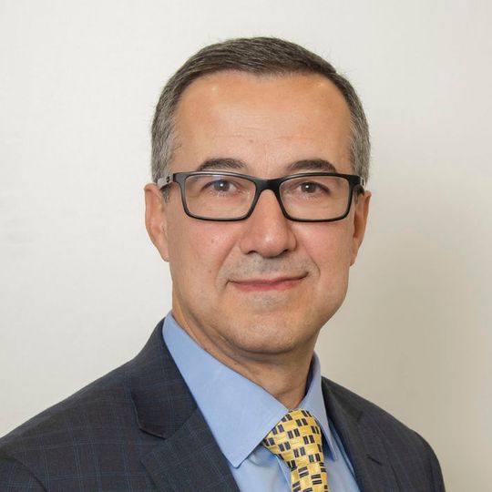 Al Beydoun: Als ehemaliger ODVA-Vice President für Technologie und Standards bringt er seine Erfahrungen aus Management und System-Entwicklung ein. Al Beydoun: Als ehemaliger ODVA-Vice President für Technologie und Standards bringt er seine Erfahrungen aus Management und System-Entwicklung ein.