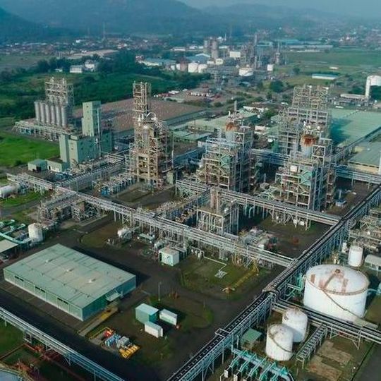 The firm will also be producing polypropylene which is used in the automotive, textile and other industries. The firm will also be producing polypropylene which is used in the automotive, textile and other industries.
