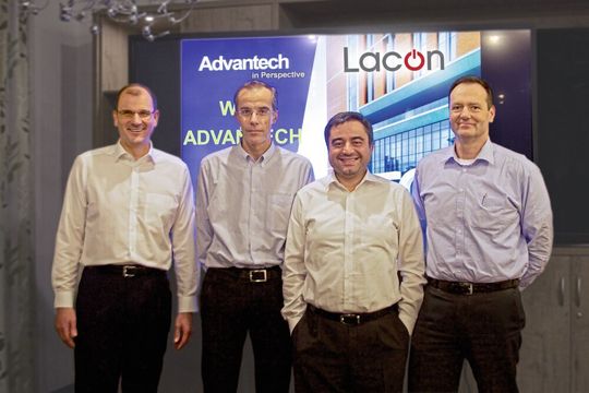 Industrial IoT: EMS-Spezialist Lacon kooperiert mit Advantech, einem der führenden Unternehmen bei Embedded-Technologie. Über die Zusammenarbeit freuen sich v.l.n.r. Horst Mattusch, Director of Sales Central Europe Advantech; Dr. Ralf Hasler, CEO Lacon Gruppe; Vito Ruocco, Channel Manager Germany Advantech Emb`Core; Bernhard Hiebl, Vertriebsleiter Lacon Embedded. Industrial IoT: EMS-Spezialist Lacon kooperiert mit Advantech, einem der führenden Unternehmen bei Embedded-Technologie. Über die Zusammenarbeit freuen sich v.l.n.r. Horst Mattusch, Director of Sales Central Europe Advantech; Dr. Ralf Hasler, CEO Lacon Gruppe; Vito Ruocco, Channel Manager Germany Advantech Emb`Core; Bernhard Hiebl, Vertriebsleiter Lacon Embedded.