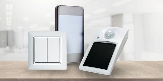 Bluetooth-Sensor zusammen mit energieautarken Schaltern steuern das Licht in privaten oder gewerblichen Gebäuden. Bluetooth-Sensor zusammen mit energieautarken Schaltern steuern das Licht in privaten oder gewerblichen Gebäuden.