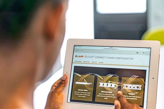 Mit dem Ölflex Connected Chain Konfigurator lassen sich fertig bestückte Energieketten einfach online zusammenstellen. Mit dem Ölflex Connected Chain Konfigurator lassen sich fertig bestückte Energieketten einfach online zusammenstellen.