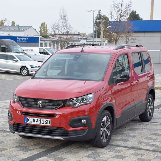 Der „Outdoor-Van“ Peugeot Rifter löste in diesem Jahr das Modell Partner ab. Der „Outdoor-Van“ Peugeot Rifter löste in diesem Jahr das Modell Partner ab.