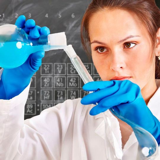 Working together with external partners, chemists, materials scientists and chemical engineers at FAU have developed an innovative microcell for water electrolysis. Working together with external partners, chemists, materials scientists and chemical engineers at FAU have developed an innovative microcell for water electrolysis.