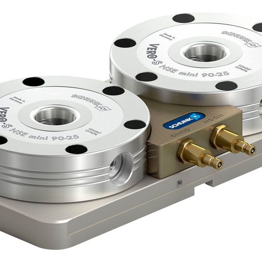 The compact miniature clamping stations Schunk VERO-S NSL mini 100-25 have high pull-down forces, a high rigidity, and are completely sealed. The compact miniature clamping stations Schunk VERO-S NSL mini 100-25 have high pull-down forces, a high rigidity, and are completely sealed.