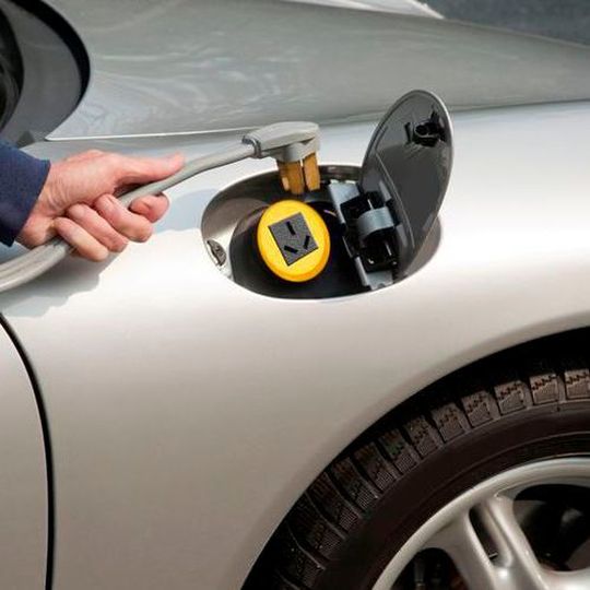 Mitsubishi Chemical’s formulated electrolyte has been widely used for automotive lithium-ion batteries applications in Japan, the United States, Europe, and other markets. Mitsubishi Chemical’s formulated electrolyte has been widely used for automotive lithium-ion batteries applications in Japan, the United States, Europe, and other markets.