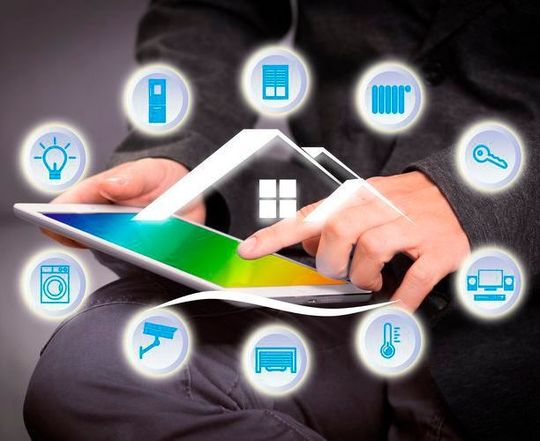 Bluetooth-Basis: Standardisierte Kommunikationsprotokolle sind die Grundlage dafür, dass Geräte untereinander Bluetooth-Verbindungen zu Netzen verknüpfen können. Bluetooth-Basis: Standardisierte Kommunikationsprotokolle sind die Grundlage dafür, dass Geräte untereinander Bluetooth-Verbindungen zu Netzen verknüpfen können.