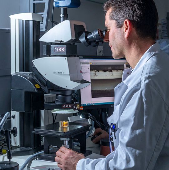 Durch den Zukauf des Werkstofftechnik-Labors erweitert Tectrion sein Angebot um zerstörende Prüfverfahren. Durch den Zukauf des Werkstofftechnik-Labors erweitert Tectrion sein Angebot um zerstörende Prüfverfahren.
