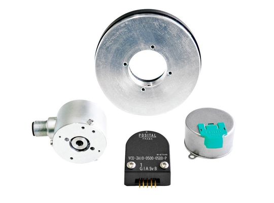 Große Vielfalt: Zusätzlich zu seinen magnetischen Kit Encodern (rechts) hat Posital sein Portfolio an Montage-Kits für Motorfeedback-Anwendungen jetzt auf breiter Front erweitert. Große Vielfalt: Zusätzlich zu seinen magnetischen Kit Encodern (rechts) hat Posital sein Portfolio an Montage-Kits für Motorfeedback-Anwendungen jetzt auf breiter Front erweitert.