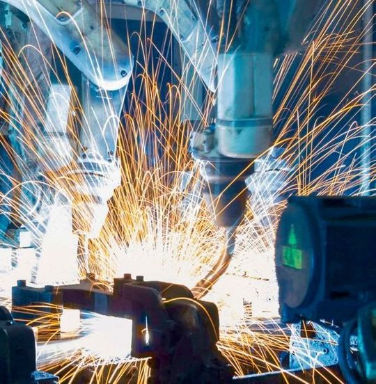 Die vorausschauende Instandhaltung (Predictive Maintenance) wird immer wichtiger, wie die Experten des Maschinenbau-Instituts, einem Unternehmen des VDMA, betonen. Damit Entscheider und Verantwortlich aus dem Maschinen- und Anlagenbauer die neuesten Trends erfahren, veranstaltet man am 28. Februar 2019 den Kongress „Predictive Maintenance 4.0“ in Frankfurt am Main. Die vorausschauende Instandhaltung (Predictive Maintenance) wird immer wichtiger, wie die Experten des Maschinenbau-Instituts, einem Unternehmen des VDMA, betonen. Damit Entscheider und Verantwortlich aus dem Maschinen- und Anlagenbauer die neuesten Trends erfahren, veranstaltet man am 28. Februar 2019 den Kongress „Predictive Maintenance 4.0“ in Frankfurt am Main.