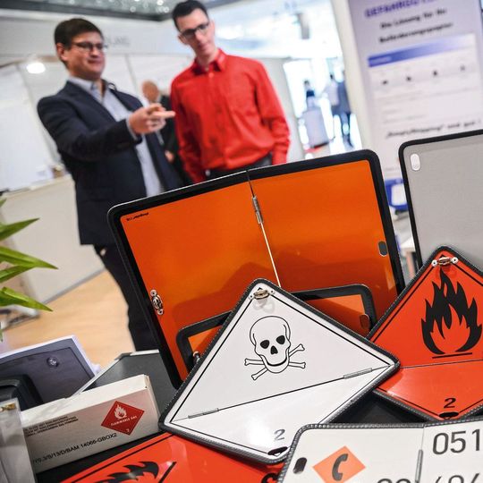 Die neue Messe beschäftigt sich mit Transport, Intralogistik und Sicherheit von Gefahrgütern und Gefahrstoffen. Die neue Messe beschäftigt sich mit Transport, Intralogistik und Sicherheit von Gefahrgütern und Gefahrstoffen.