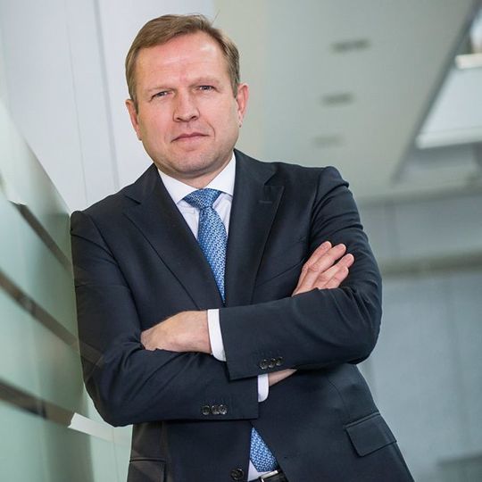 Alain Uyttenhoven: seit 1. Januar 2018 Geschäftsführer und Präsident bei Toyota Deutschland. Alain Uyttenhoven: seit 1. Januar 2018 Geschäftsführer und Präsident bei Toyota Deutschland.