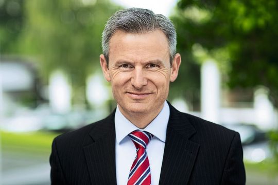 Laut Dr. Klaus Eiselmayer, Mitglied des Vorstands der CA Akademie AG, sollten Controller Interesse an den Menschen im Unternehmen mitbringen.