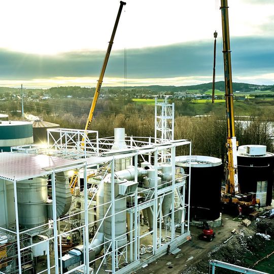 Assembly of Spray drying facility at Borregaard Assembly of Spray drying facility at Borregaard