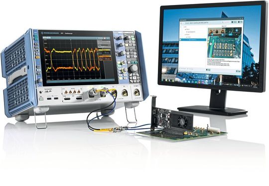Multitalent im Labor: Das Oszilloskop R&S RTP unterstützt bei der entwicklungsbegleitenden Fehlersuche. Das Bild zeigt einen automatischen PCI-Express-Konformitätstest mit zusätzlich angeschlossenen Monitor. Multitalent im Labor: Das Oszilloskop R&S RTP unterstützt bei der entwicklungsbegleitenden Fehlersuche. Das Bild zeigt einen automatischen PCI-Express-Konformitätstest mit zusätzlich angeschlossenen Monitor.
