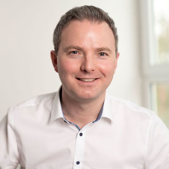 Vom Marketing in die Geschäftsleitung: Paul Ashcroft steht nun als Regional Director an der Spitze von GoDaddy Deutschland. Vom Marketing in die Geschäftsleitung: Paul Ashcroft steht nun als Regional Director an der Spitze von GoDaddy Deutschland.