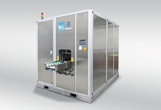 Mit der Korbwaschanlage Niagara MO werden die Rohlinge zur medizinischen Implantatproduktion gemäß dem validierten Prozessablauf zuverlässig gereinigt. Mit der Korbwaschanlage Niagara MO werden die Rohlinge zur medizinischen Implantatproduktion gemäß dem validierten Prozessablauf zuverlässig gereinigt.