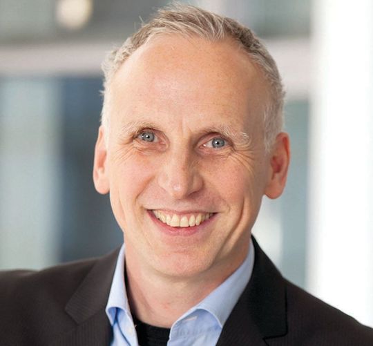 Für Dr. Dietmar Ley, CEO der Basler AG in Ahrensburg und Mitglied im Vorstand des VDMA-Fachverbands Robotik + Automation, geht es derzeit vor allem darum, AI und IoT in Verbindung zu bekommen. Für Dr. Dietmar Ley, CEO der Basler AG in Ahrensburg und Mitglied im Vorstand des VDMA-Fachverbands Robotik + Automation, geht es derzeit vor allem darum, AI und IoT in Verbindung zu bekommen.
