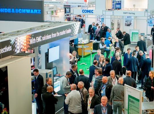 In diesem Jahr findet die EMV, wie in allen ungeraden Jahren, in Stuttgart statt. Die Kombination aus Fachmesse und Workshops für Elektromagnetische Verträglichkeit adressiert Elektronikfachleute aus allen Elektrobranchen. In diesem Jahr findet die EMV, wie in allen ungeraden Jahren, in Stuttgart statt. Die Kombination aus Fachmesse und Workshops für Elektromagnetische Verträglichkeit adressiert Elektronikfachleute aus allen Elektrobranchen.