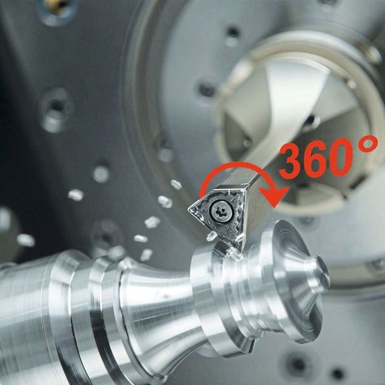 Das Freeturn-Werkzeug nutzt beim High Dynamic Turning den Rundum-Freiheitsgrad der Frässpindel. Der variable Schneidkantenwechsel erfolgt durch Rotation um die Werkzeugachse. Das Freeturn-Werkzeug nutzt beim High Dynamic Turning den Rundum-Freiheitsgrad der Frässpindel. Der variable Schneidkantenwechsel erfolgt durch Rotation um die Werkzeugachse.