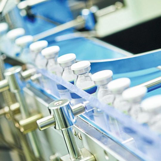 Für den Einsatz in Containment-Anlagen bietet Labom hygienische Prozessanschlüsse für seine Messgeräte an. Für den Einsatz in Containment-Anlagen bietet Labom hygienische Prozessanschlüsse für seine Messgeräte an.