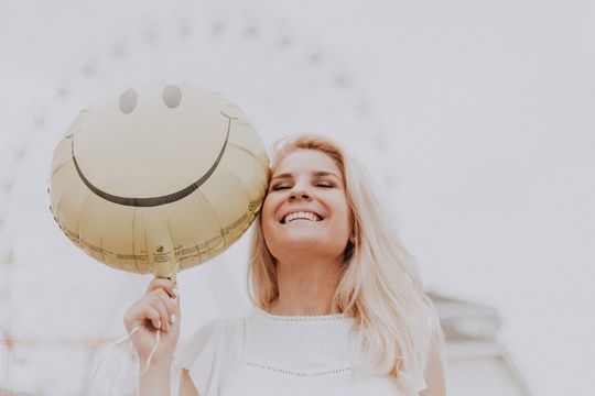 Der Wechsel in eine neue Branche fordert das Verlassen der Komfortzone. Er eröffnet aber zugleich neue Perspektiven und kann das Lebensgefühl positiv bestärken. Der Wechsel in eine neue Branche fordert das Verlassen der Komfortzone. Er eröffnet aber zugleich neue Perspektiven und kann das Lebensgefühl positiv bestärken.